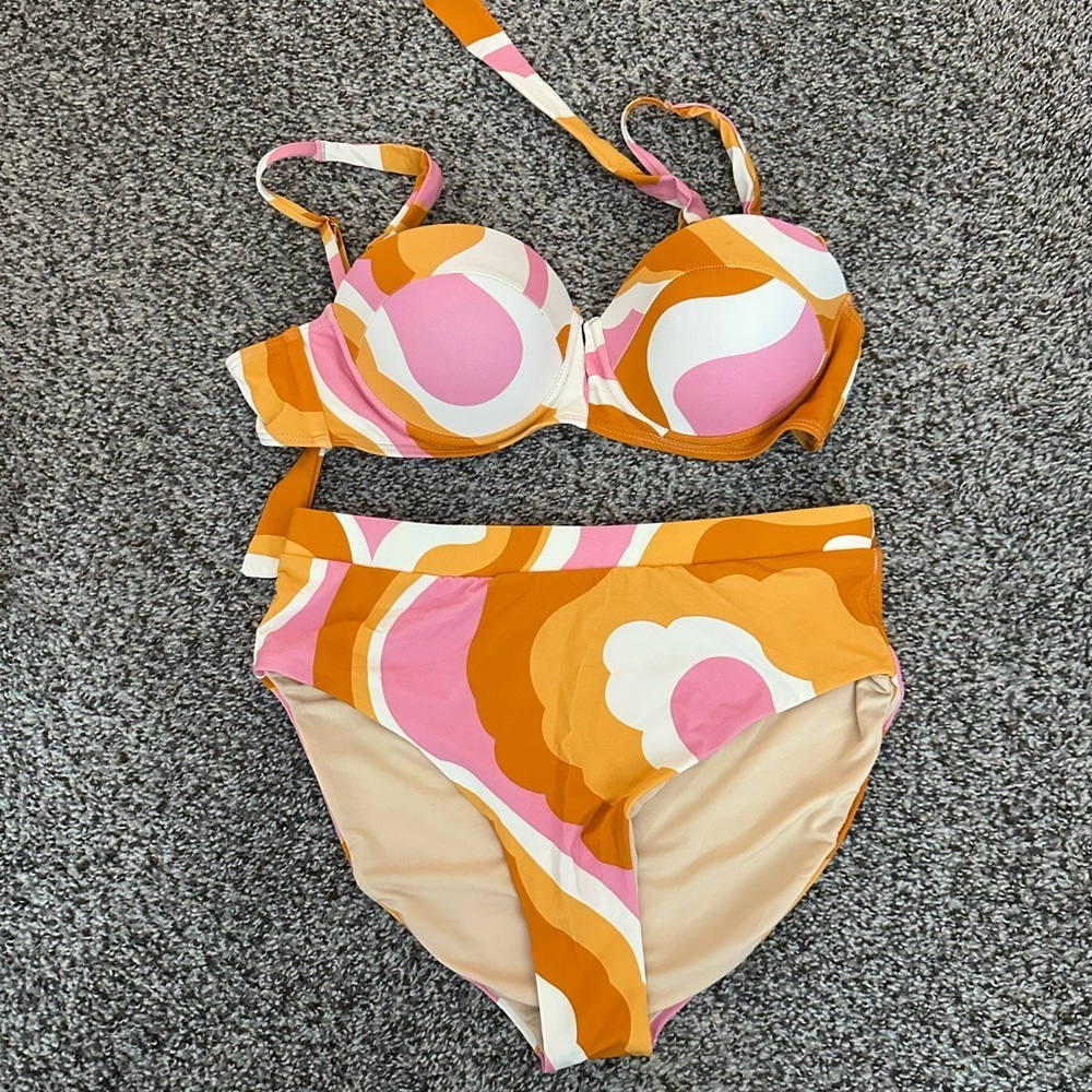 Amazon | Bikini Set Top L Bottoms M